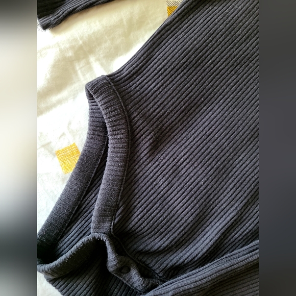 GAP Set🖤 - Picture 3 of 7